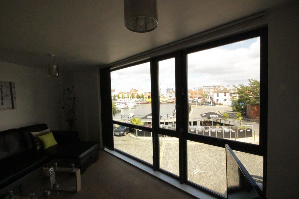 Marina Water View * Kingston upon Hull
